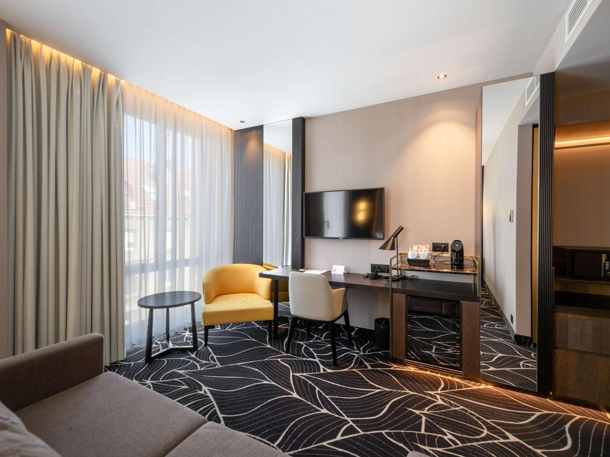 Movenpick Hotel טאלין מראה חיצוני תמונה