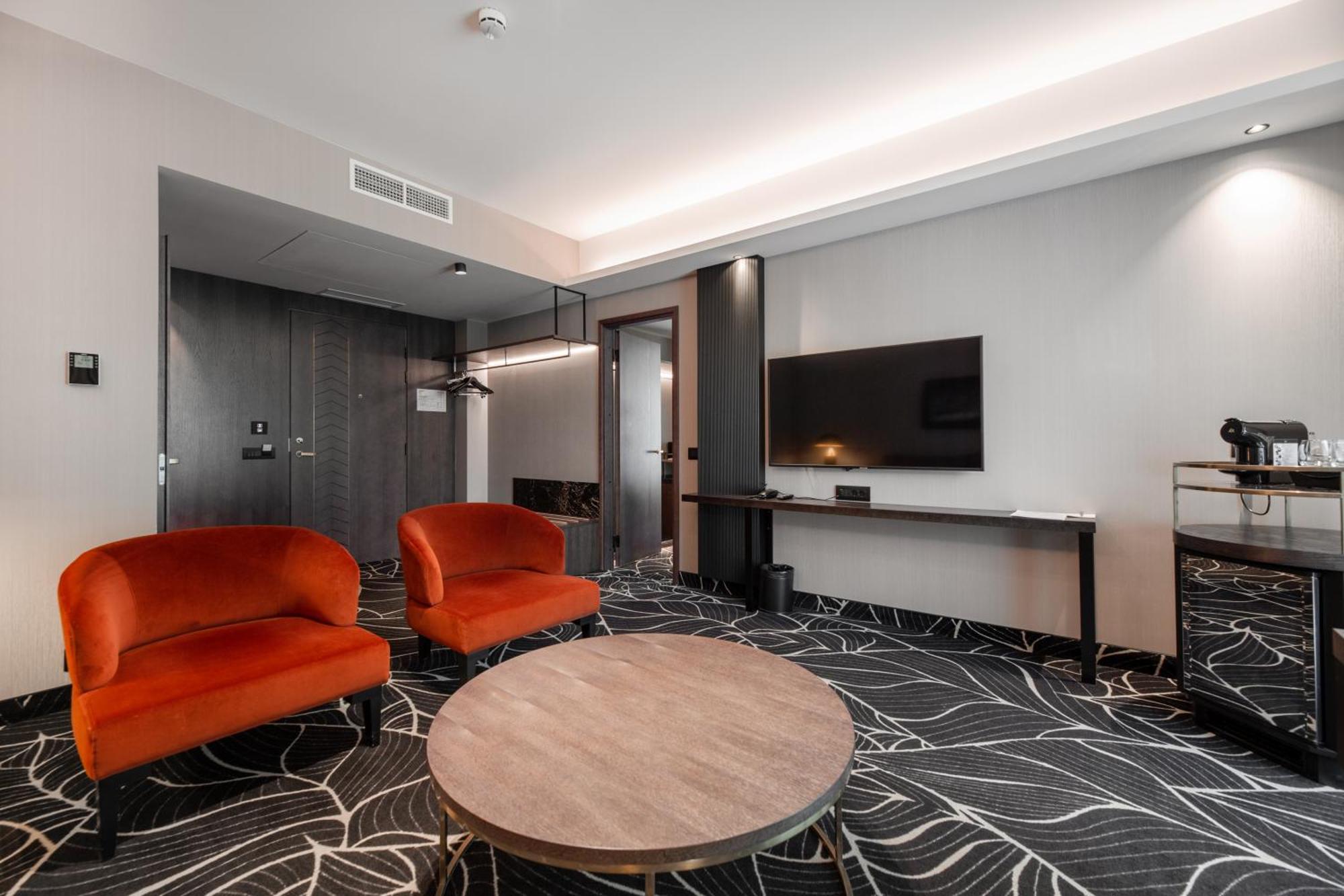 Movenpick Hotel טאלין מראה חיצוני תמונה